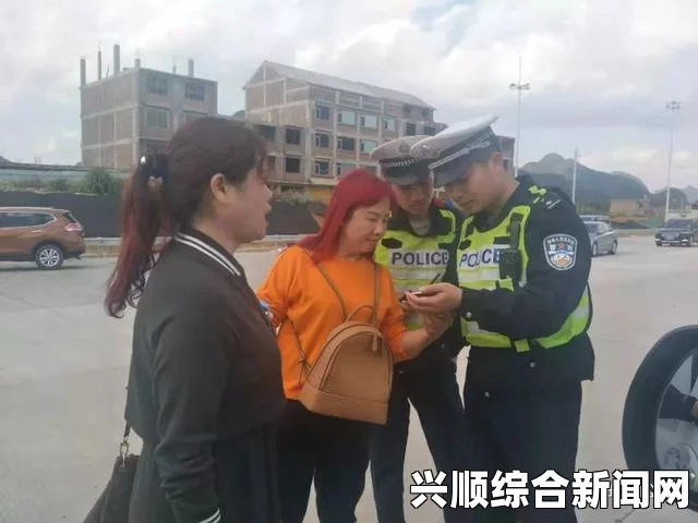 窝窝视频网警察网记者张津瑜：他在执法报道中展现了无畏精神和敏锐观察力，值得大家关注与学习。