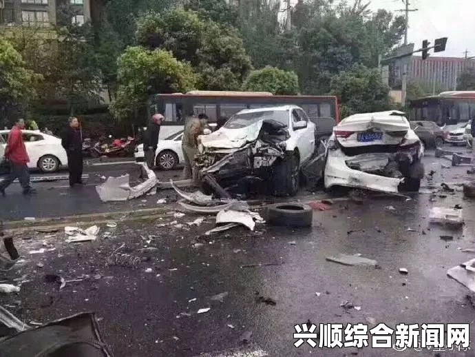 近日，喀麦隆西部发生了一起严重的车祸事故，造成了至少7人死亡，42人受伤的惨痛后果。这起事故再次提醒我们，交通安全的重要性不容忽视。以下是对这起事故的详细报道以及针对相关问题的解答。