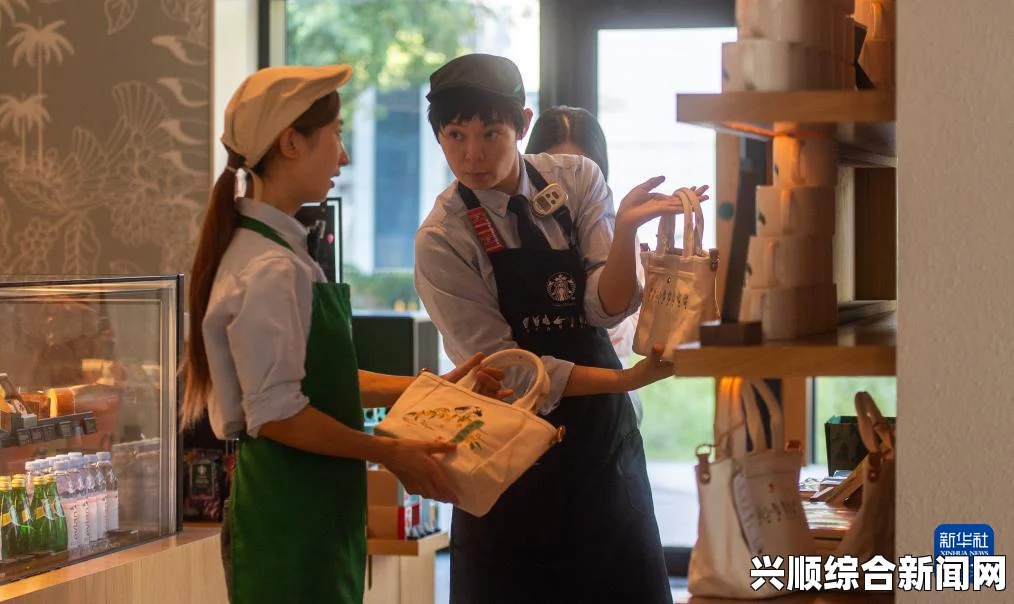 聂小雨一战三的视频在哪里看雷电将军裸身羞羞照片事件背后的讨论与影响：游戏文化与二次创作的碰撞