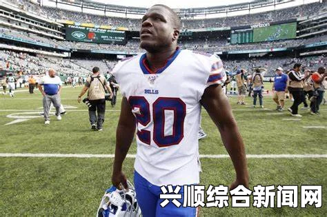 前NFL橄榄球员涉嫌谋杀女友及女儿案，母亲卷入惊天悲剧