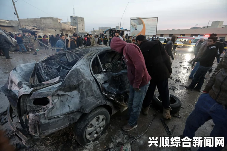 新闻报道，叙东北部发生三起汽车爆炸事故，造成至少15人死亡，超过百人受伤